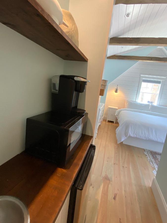 مبيت وإفطار بروفينس The Clarendon House المظهر الخارجي الصورة