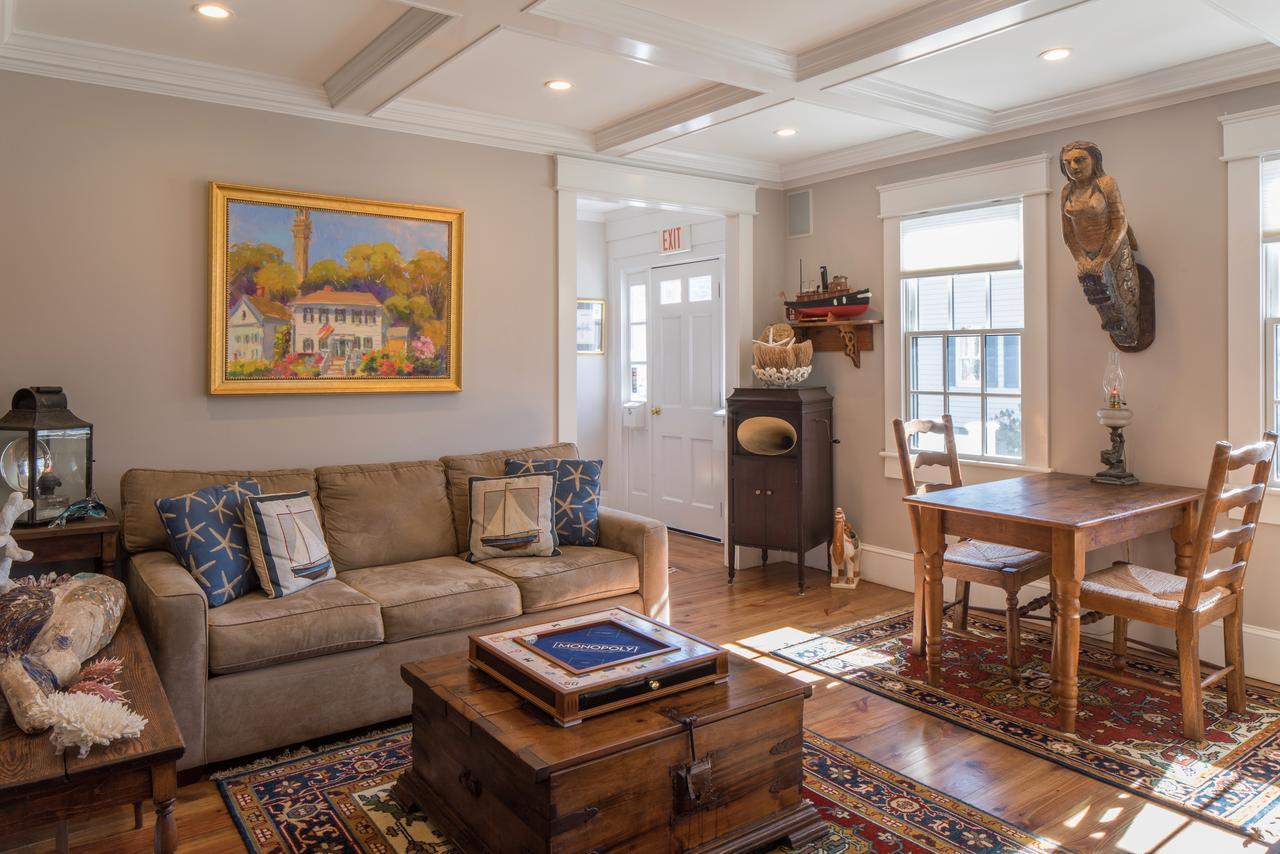 مبيت وإفطار بروفينس The Clarendon House المظهر الخارجي الصورة